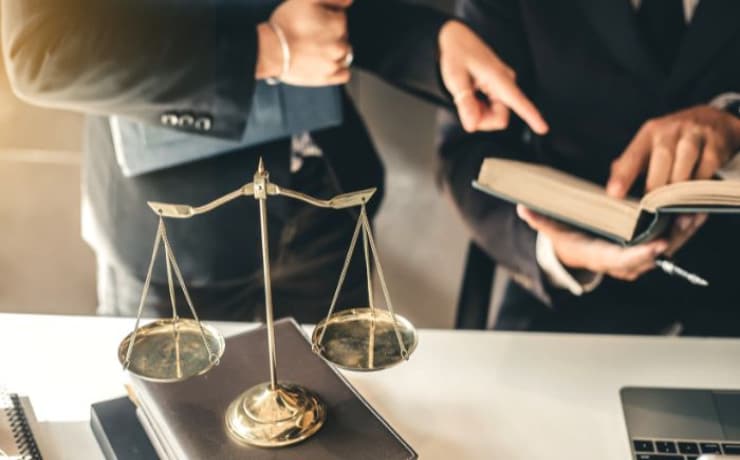 دلایل مهم برای دریافت مشاوره از بهترین وکیل اصفهان
