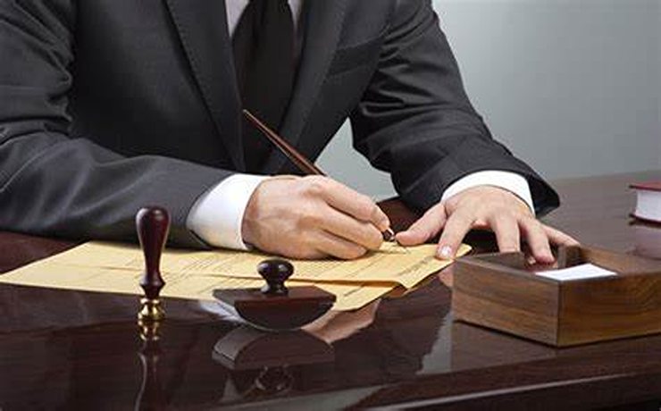 بهترین وکیل بانکی در کاشان