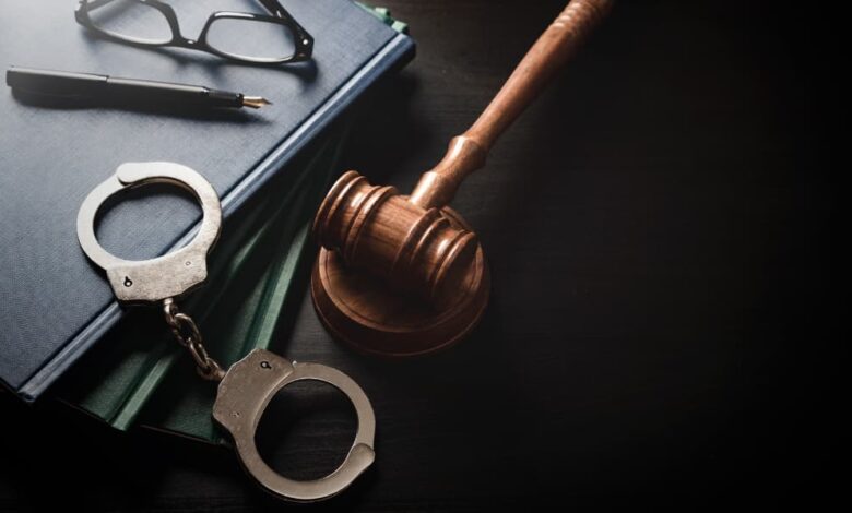 بهترین وکیل کیفری در آران و بیدگل