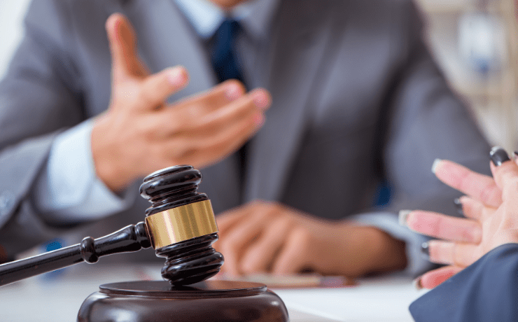بهترین وکیل کیفری در آران و بیدگل