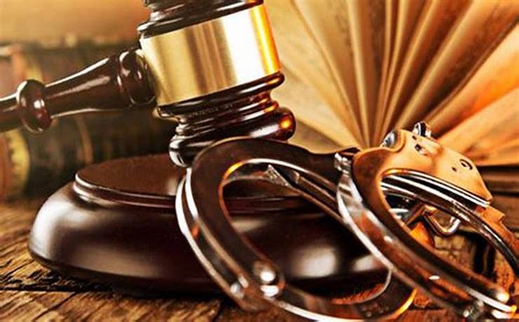 بهترین وکیل کیفری در شاهین شهر