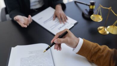 بهترین وکیل جعل اسناد در اصفهان