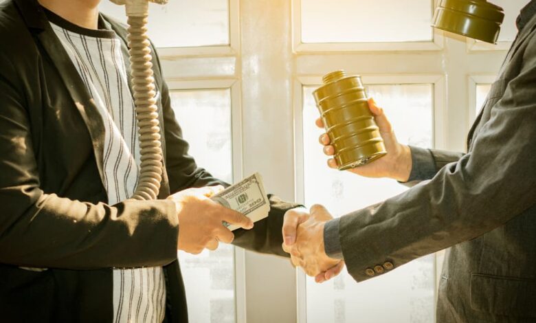 بهترین وکیل قاچاق کالا و ارز در اصفهان