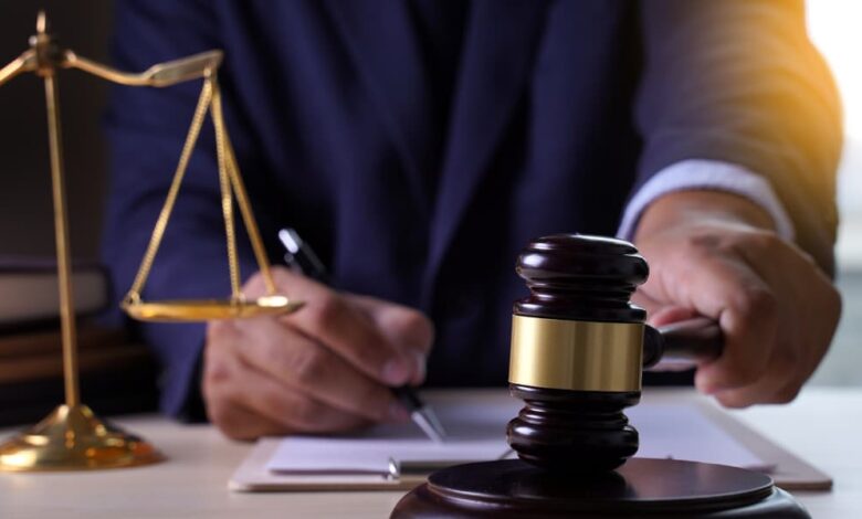 بهترین وکیل زرین شهر