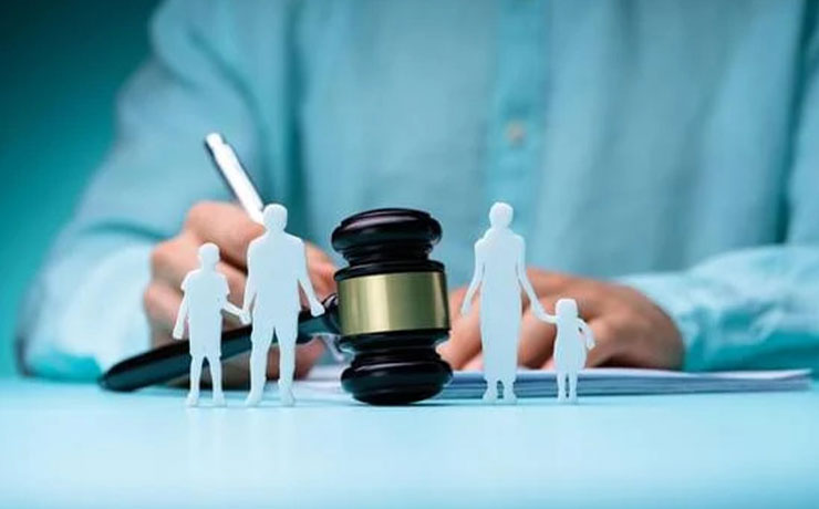 بهترین وکیل خانواده در زرین شهر کیست؟
