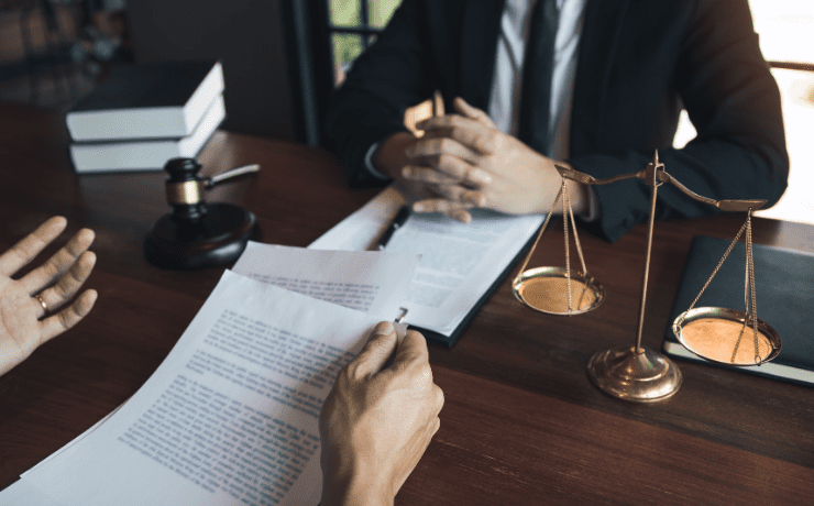 بهترین وکیل تنظیم قرارداد در کاشان