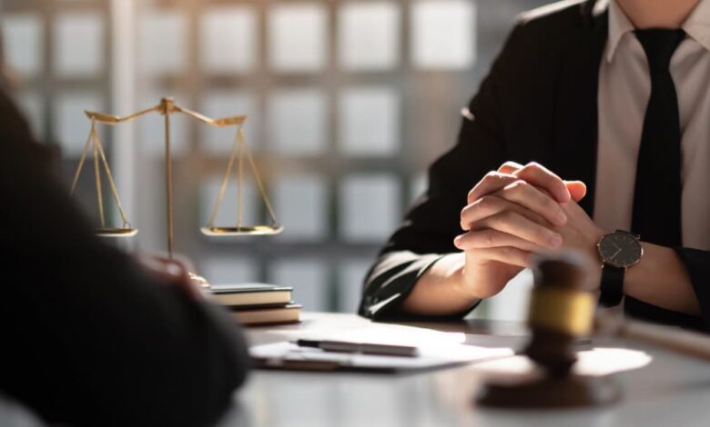 بهترین وکیل کلاهبرداری در نجف آباد