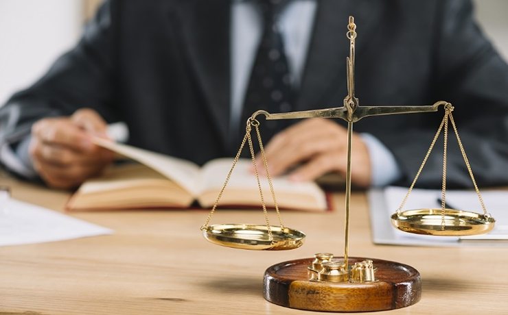 بهترین وکیل زمین در کاشان