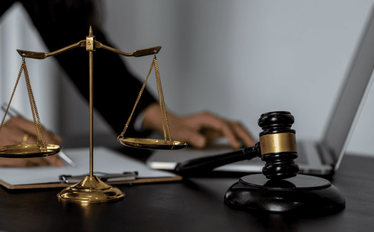 چرا وکیل چادگان نباید هر پرونده‌ای را قبول کند؟