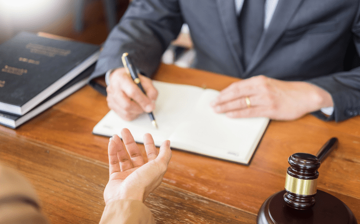 بهترین وکیل دیوان عدالت اداری در اصفهان