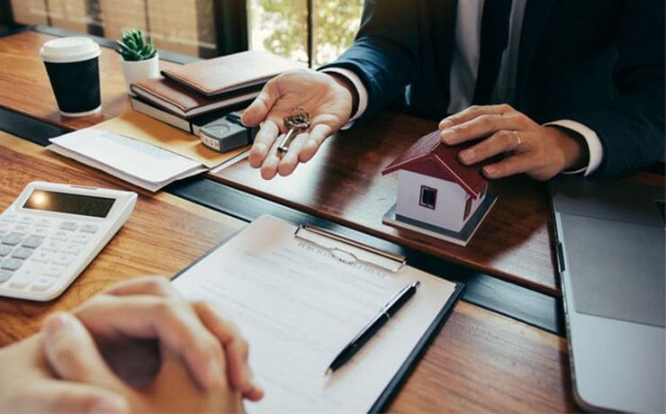 بهترین وکیل ملکی در چادگان کیست؟